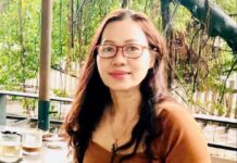 Đọc thơ Thiên Di